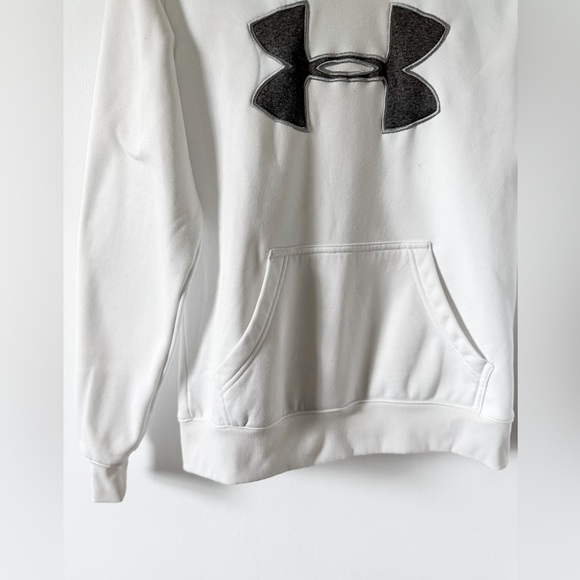 Under Armour Hoodie - Picture 4 of 5